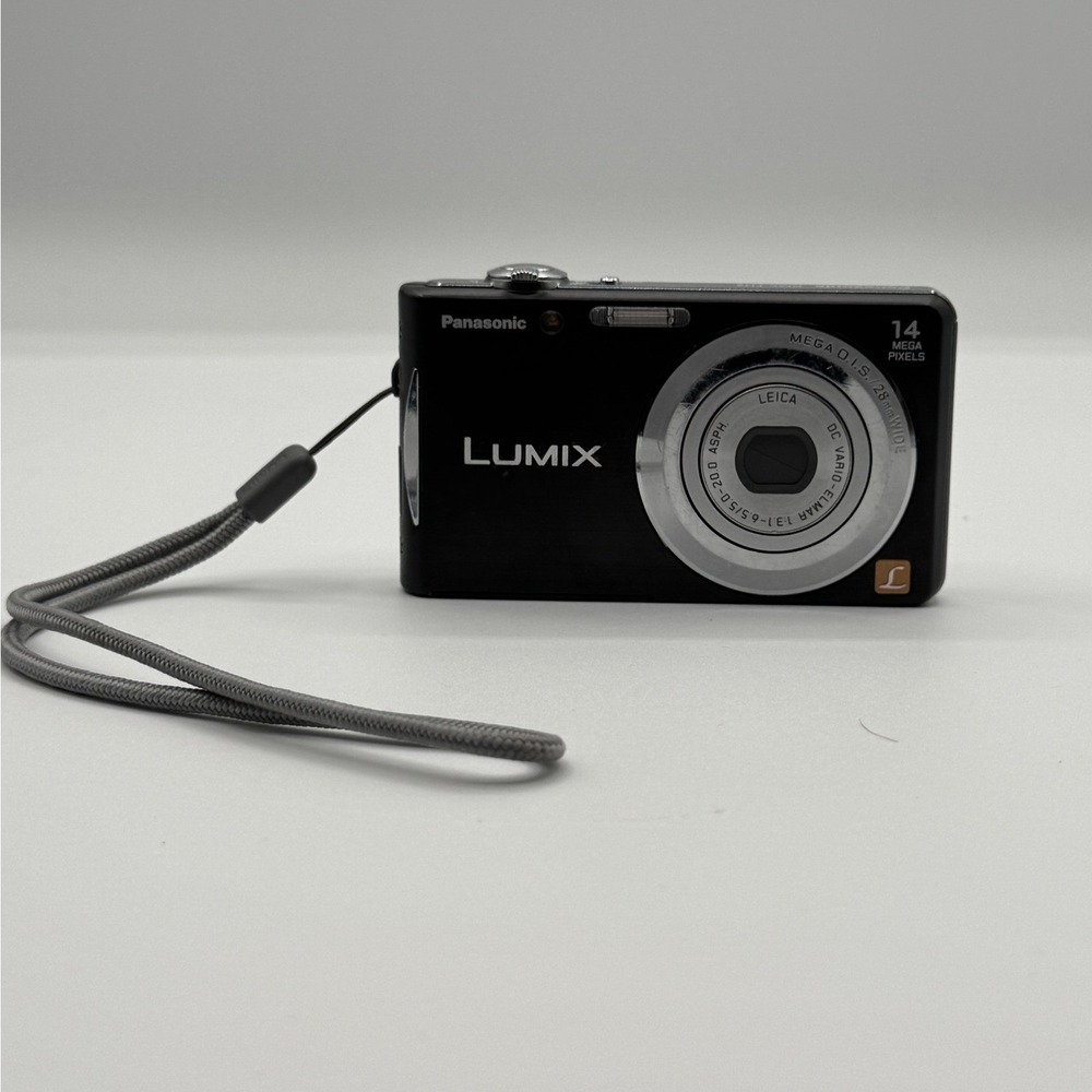 Panasonic Lumix DMC-FH2 Digital Camera 14.1MP Black W/ Battery Tested Working